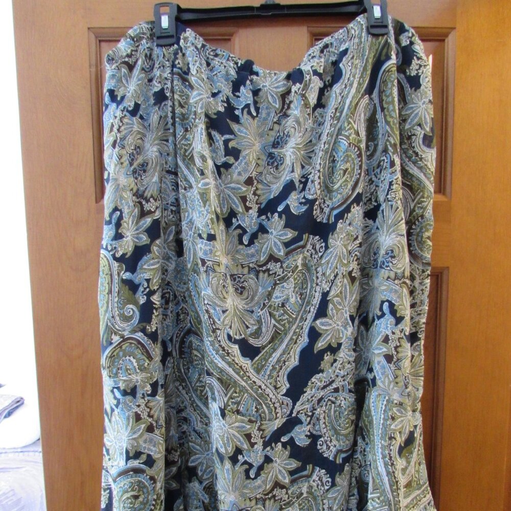 C.J. Banks Size 2X Blue and Green Paisley Layered Skirt